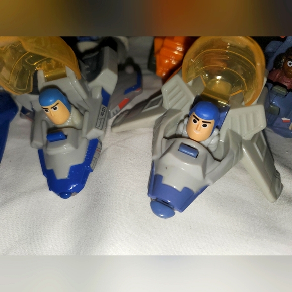 : Complete 8pc McDonald’s Disney buzz Lightyear Happy Meal Toys incomplete set - Picture 4 of 14